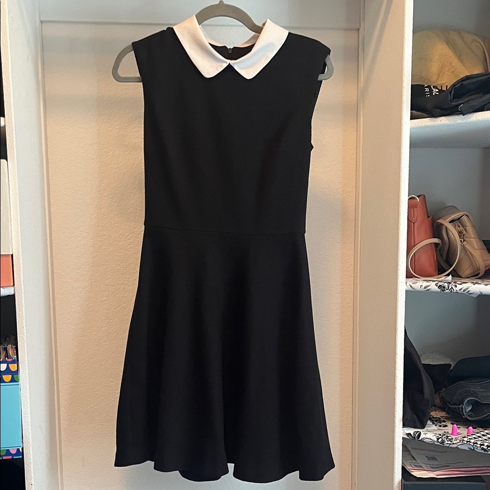 Betsey Johnson Peter Pan collar A line dress size 6 Wednesday Addams inspo